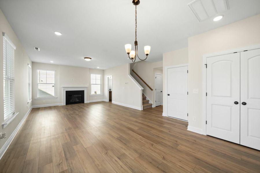 Spacious, unfurnished interior of a new home in Pisgah Park, Kernersville (Image 26).