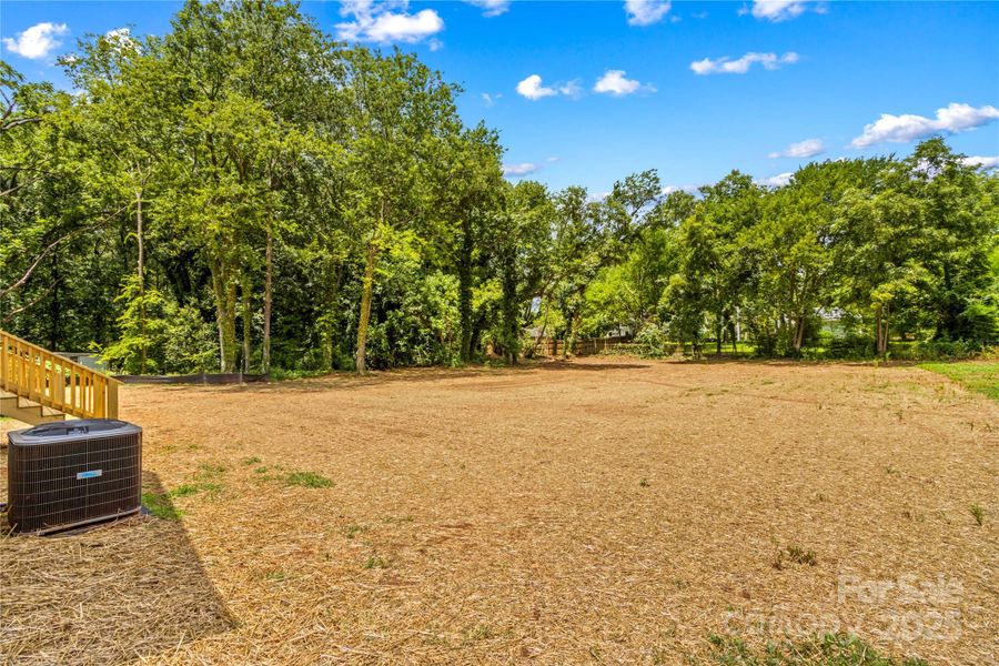 Image 27 of a home in . Image 27 of a home in .