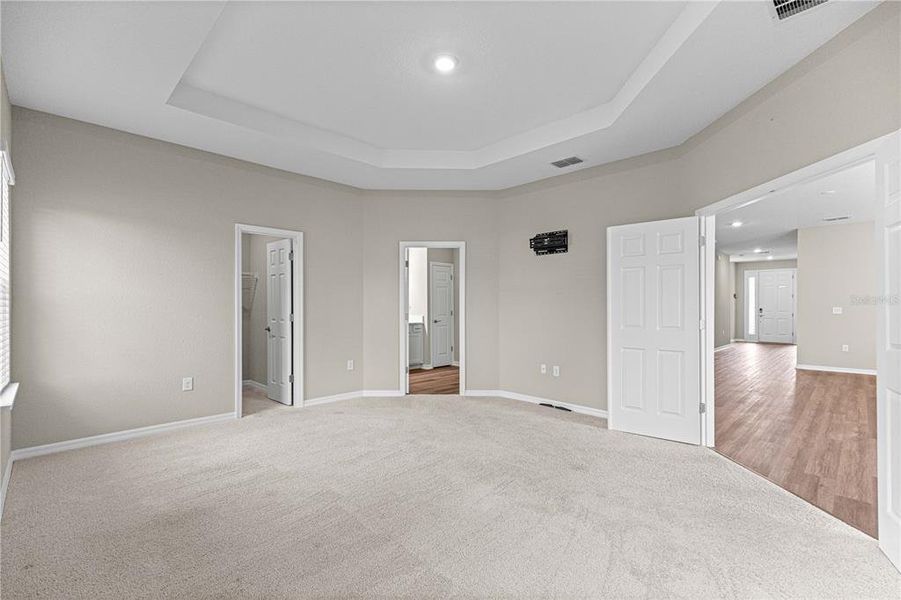 Spacious, unfurnished interior of a new home in , Ocala (Image 42).