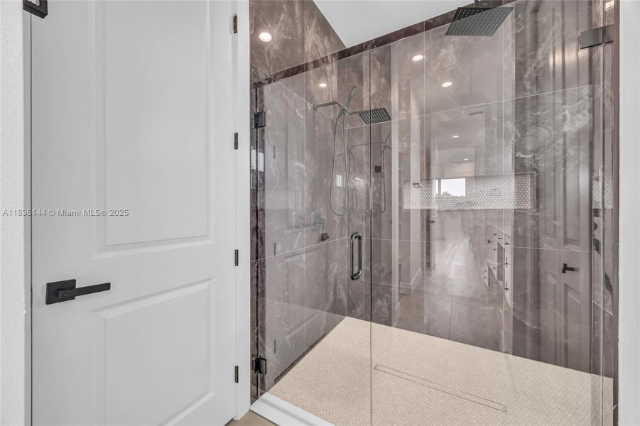 Furnished interior view inside a new home in , Port St. Lucie (Image 19).