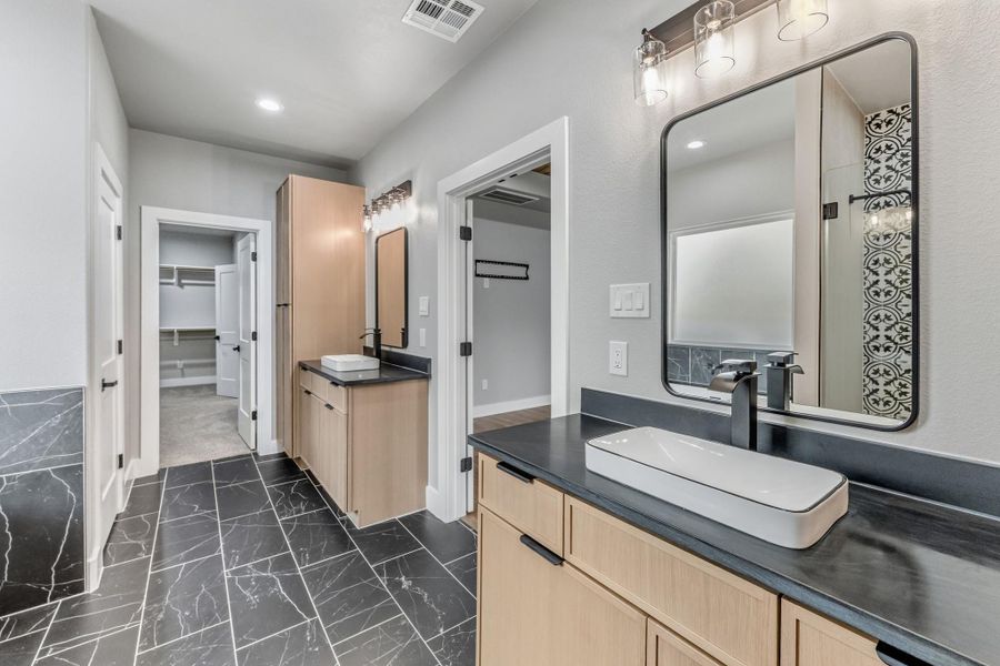 Furnished interior view inside a new home in , Huntsville (Image 11).