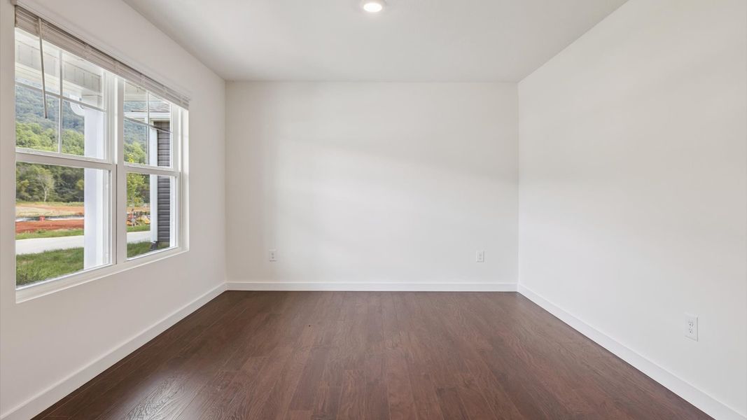 Spacious, unfurnished interior of a new home in Emory Creek, Harriman (Image 12). Spacious, unfurnished interior of a new home in Emory Creek, Harriman (Image 12).