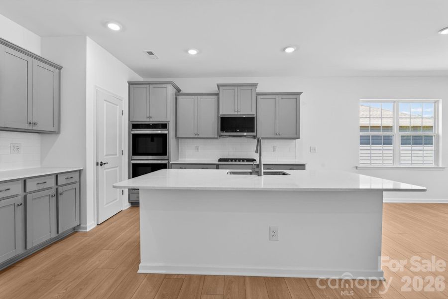 Furnished interior view inside a new home in Roselyn, Lancaster (Image 7).