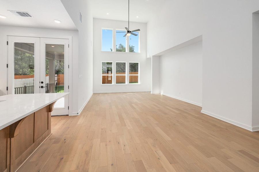 Spacious, unfurnished interior of a new home in Lariat, Liberty Hill (Image 18).