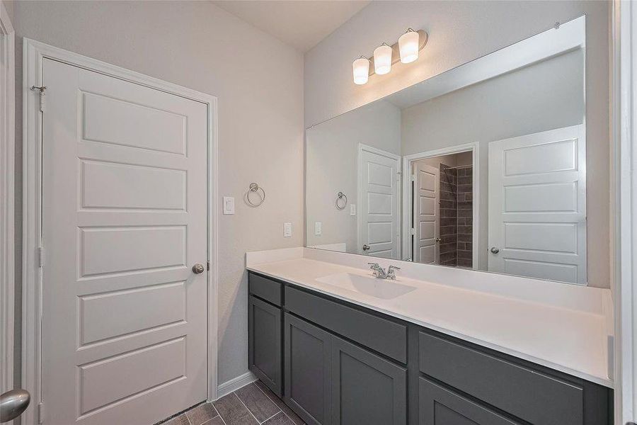 Furnished interior view inside a new home in River Ranch, Dayton (Image 8).