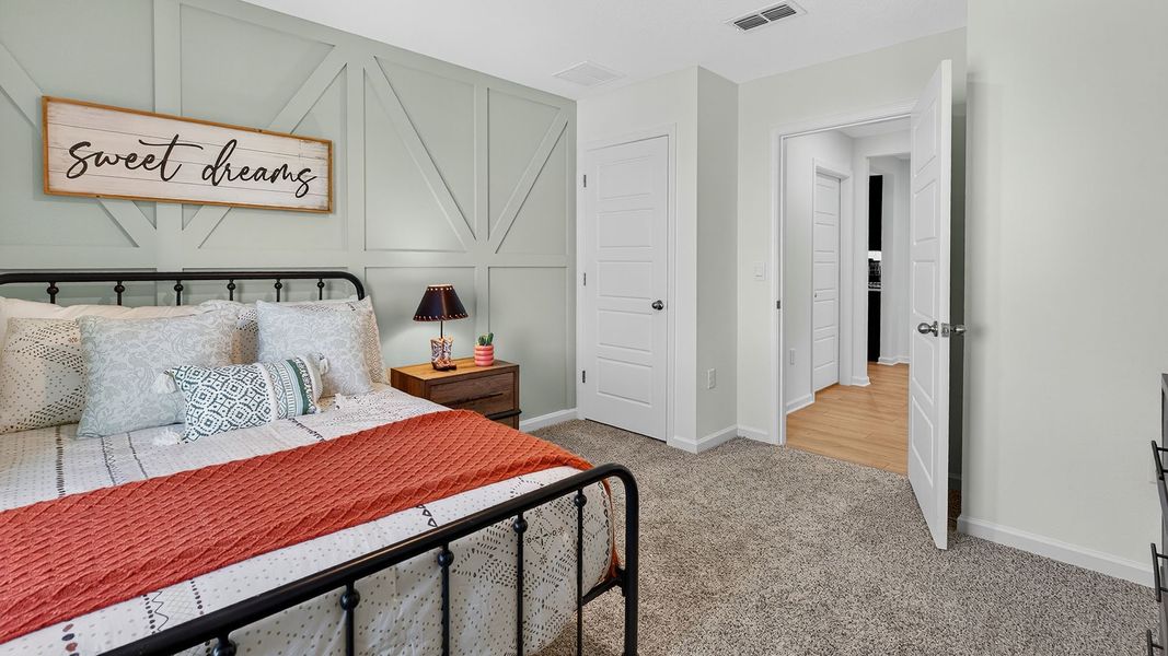 Representative furnished interior of a home built from the CALI by D.R. Horton in Copes Landing, Jacksonville (Image 25).