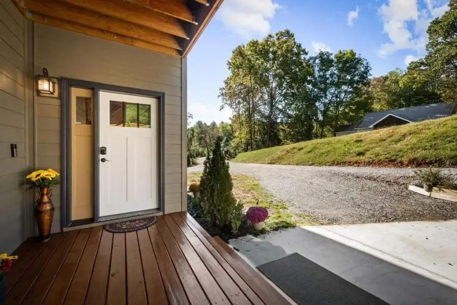 Exterior details and patio area of a home in , Blue Ridge (Image 35).
