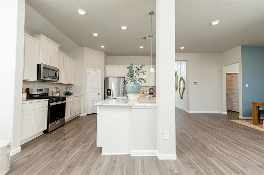 Photos are a representation of the floor plan. Options and interior selections will vary. Photos are a representation of the floor plan. Options and interior selections will vary.