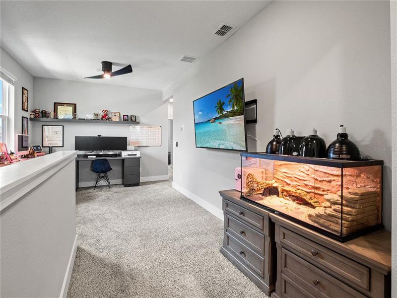 Furnished interior view inside a new home in , Winter Garden (Image 35).