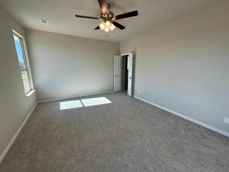 Spacious, unfurnished interior of a new home in Covenant Springs, Springtown (Image 10). Spacious, unfurnished interior of a new home in Covenant Springs, Springtown (Image 10).