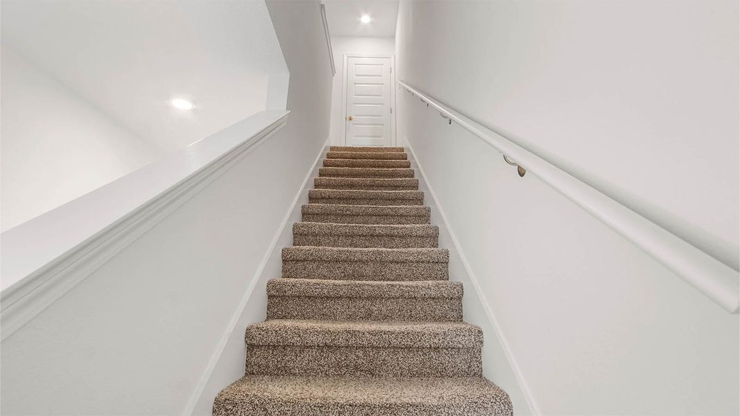 Spacious, unfurnished interior of a new home in Bayside at Ward Creek, Panama City Beach (Image 21).