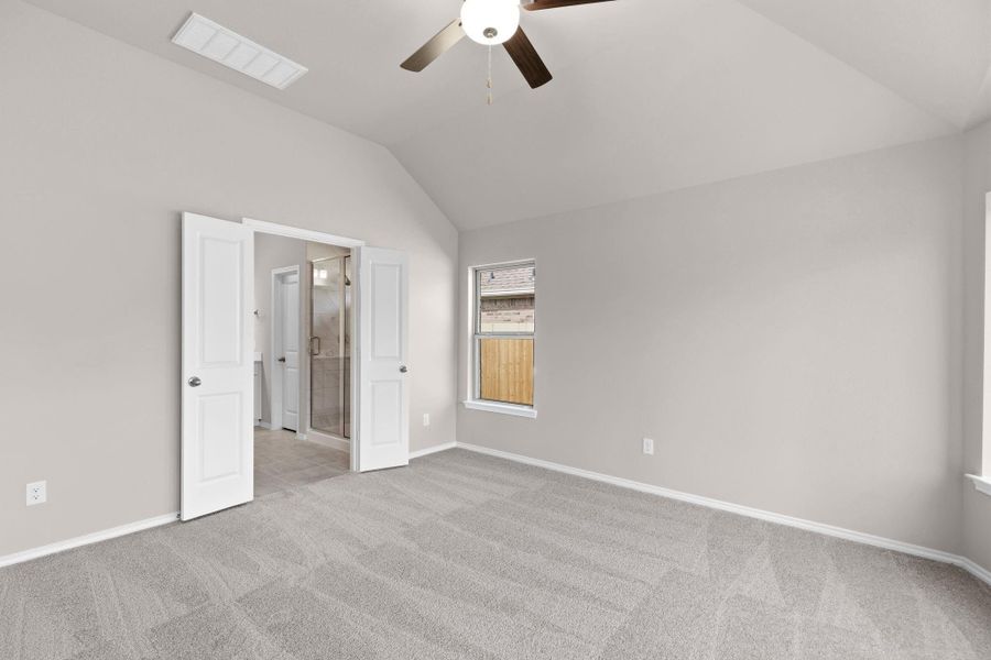 Spacious, unfurnished interior of a new home in Grand Central Park, Conroe (Image 18). Spacious, unfurnished interior of a new home in Grand Central Park, Conroe (Image 18).