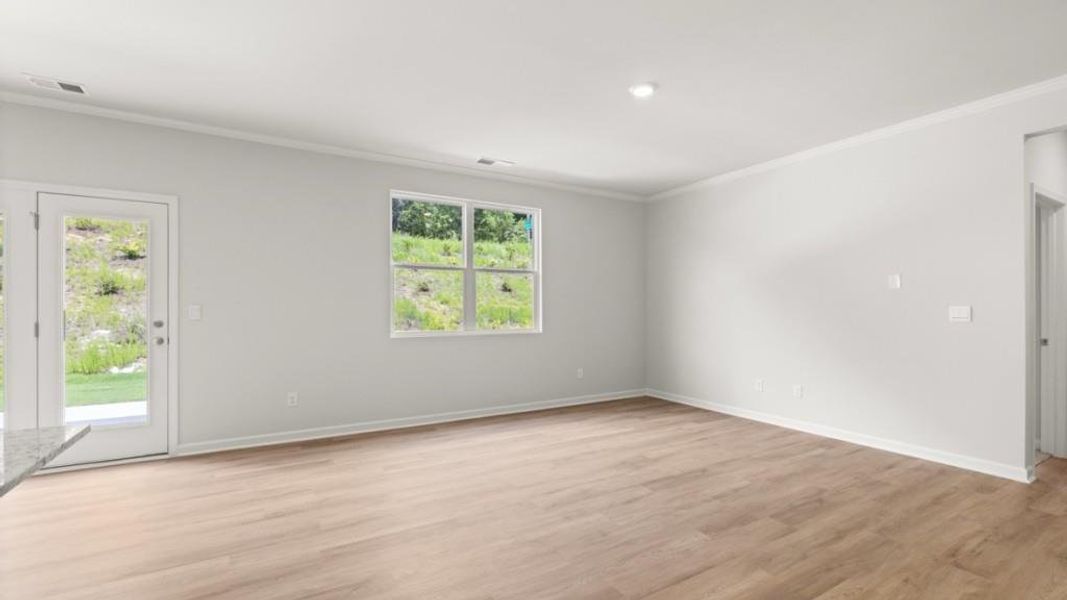 Spacious, unfurnished interior of a new home in Northwoods at Mirror Lake, Villa Rica (Image 30).