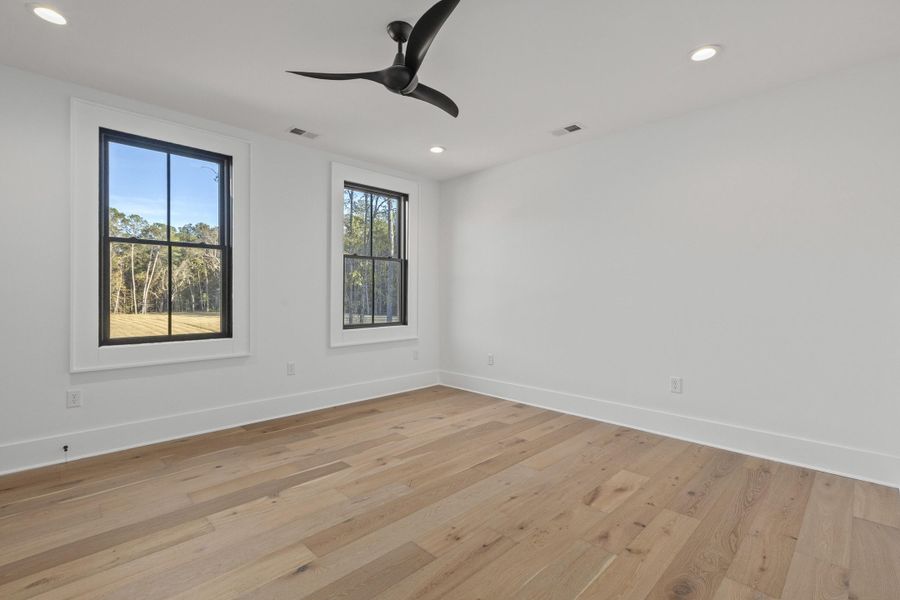 Spacious, unfurnished interior of a new home in , Johns Island (Image 25).