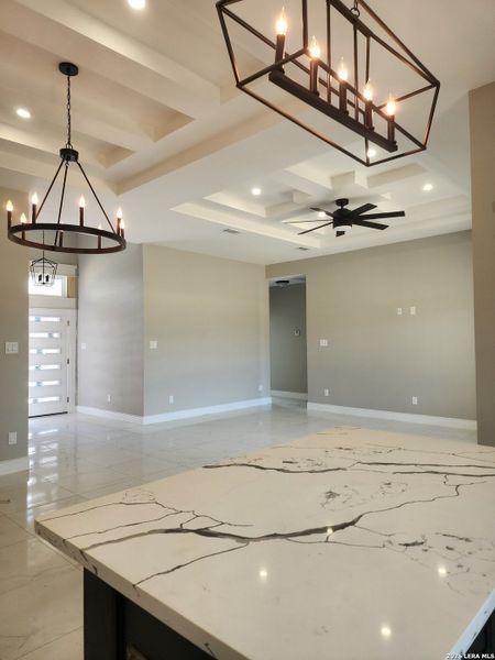 Spacious, unfurnished interior of a new home in , Eagle Pass (Image 8).