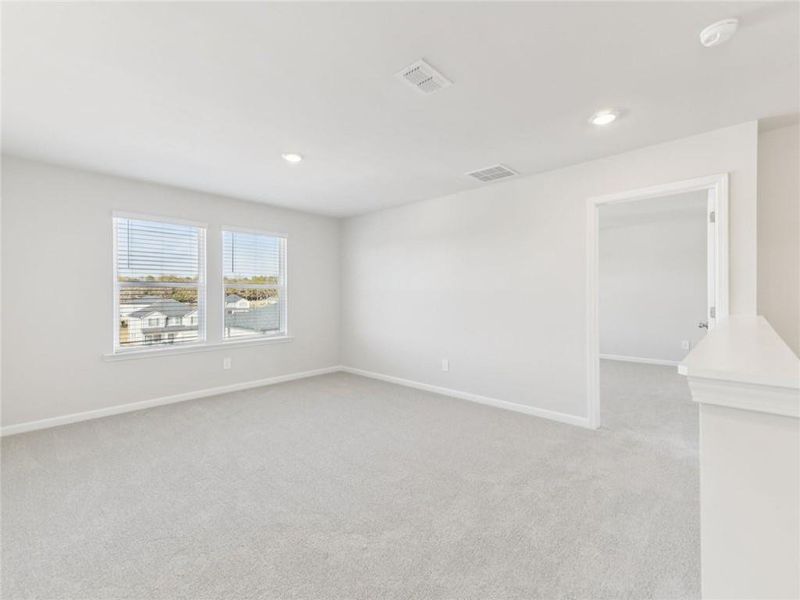 Spacious, unfurnished interior of a new home in Preserve at Mountain Creek, Pendergrass (Image 14).
