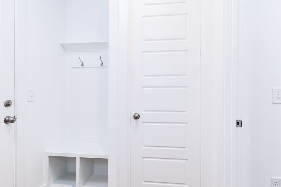 Image 39 of a home in High Grove Oaks.