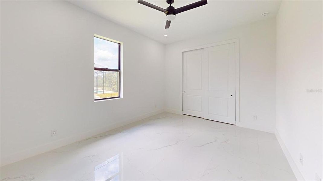 Spacious, unfurnished interior of a new home in , Punta Gorda (Image 36).