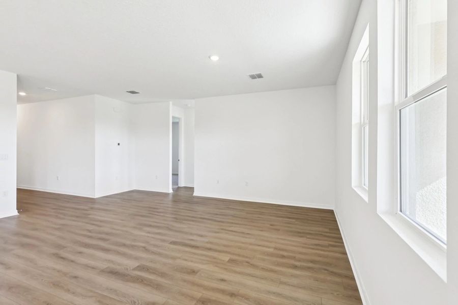 Spacious, unfurnished interior of a new home in Tyson Reserve, St. Cloud (Image 16). Spacious, unfurnished interior of a new home in Tyson Reserve, St. Cloud (Image 16).