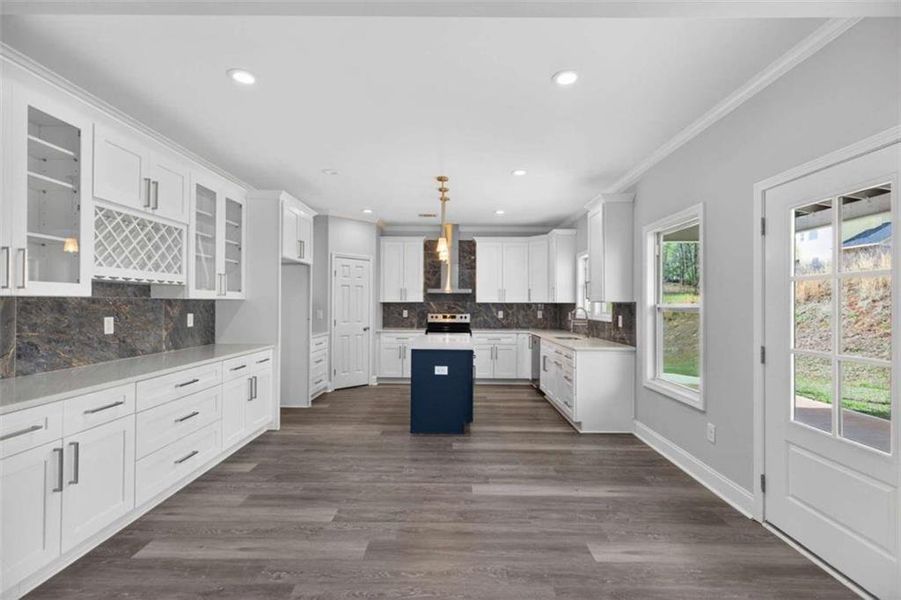 Furnished interior view inside a new home in , Gainesville (Image 12).
