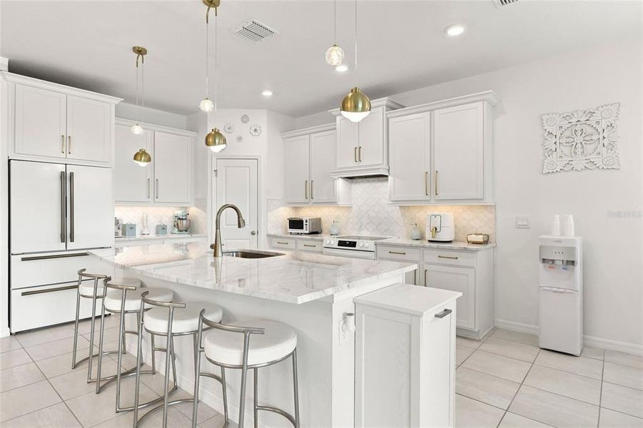 Furnished interior view inside a new home in , Lakewood Ranch (Image 11).