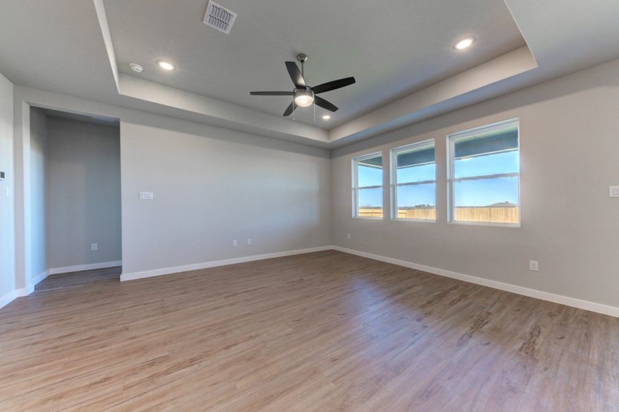Representative unfurnished interior of a home built from the Sophora by Hakes Brothers in Hickory Ridge Estates, Elmendorf (Image 12). Representative unfurnished interior of a home built from the Sophora by Hakes Brothers in Hickory Ridge Estates, Elmendorf (Image 12).