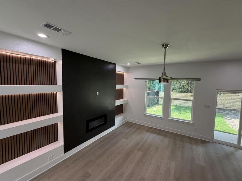 Spacious, unfurnished interior of a new home in , Dallas (Image 13). Spacious, unfurnished interior of a new home in , Dallas (Image 13).