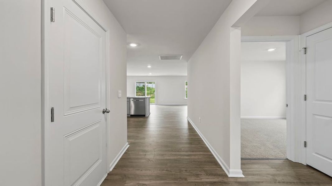 Spacious, unfurnished interior of a new home in Treemont Commons, Wellford (Image 11).