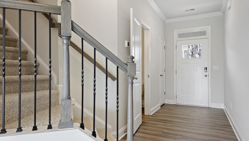 Spacious, unfurnished interior of a new home in Skybrook Corners, Huntersville (Image 12).