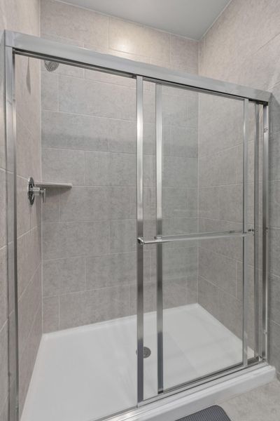 Image 44 of a home in Cedar Glen Preserve.