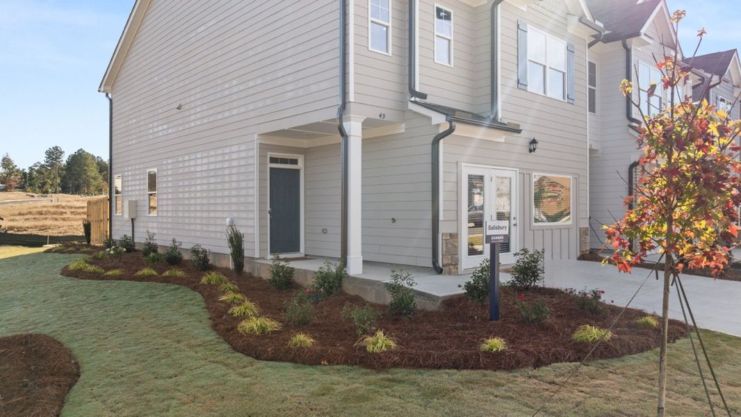 Representative exterior details of a home built from the Salisbury by D.R. Horton in Hughes Court, Dawsonville (Image 3).