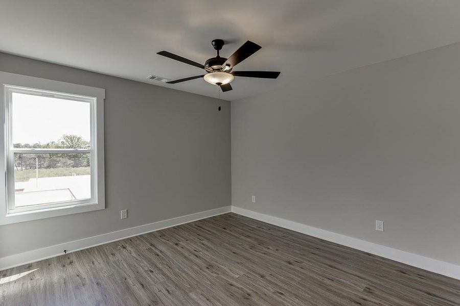 Spacious, unfurnished interior of a new home in , Hartwell (Image 34). Spacious, unfurnished interior of a new home in , Hartwell (Image 34).