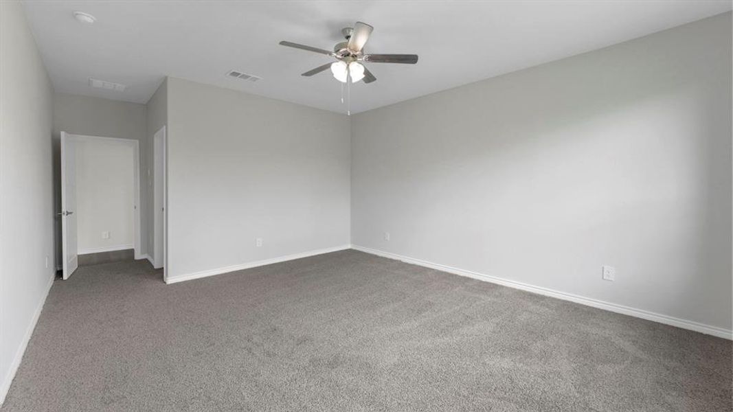 Spacious, unfurnished interior of a new home in Silverado, Aubrey (Image 18). Spacious, unfurnished interior of a new home in Silverado, Aubrey (Image 18).