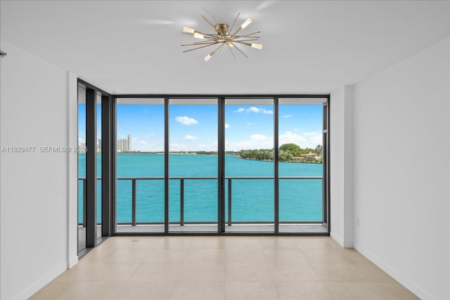 Spacious, unfurnished interior of a new home in Onda, Bay Harbor Islands (Image 29).