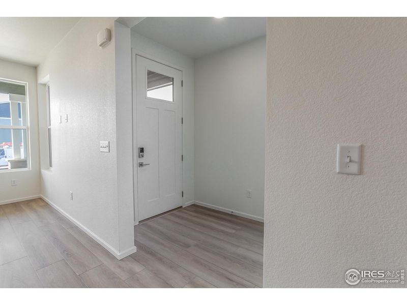 Spacious, unfurnished interior of a new home in Trailside Story Collection - Single Family Homes, Timnath (Image 16).