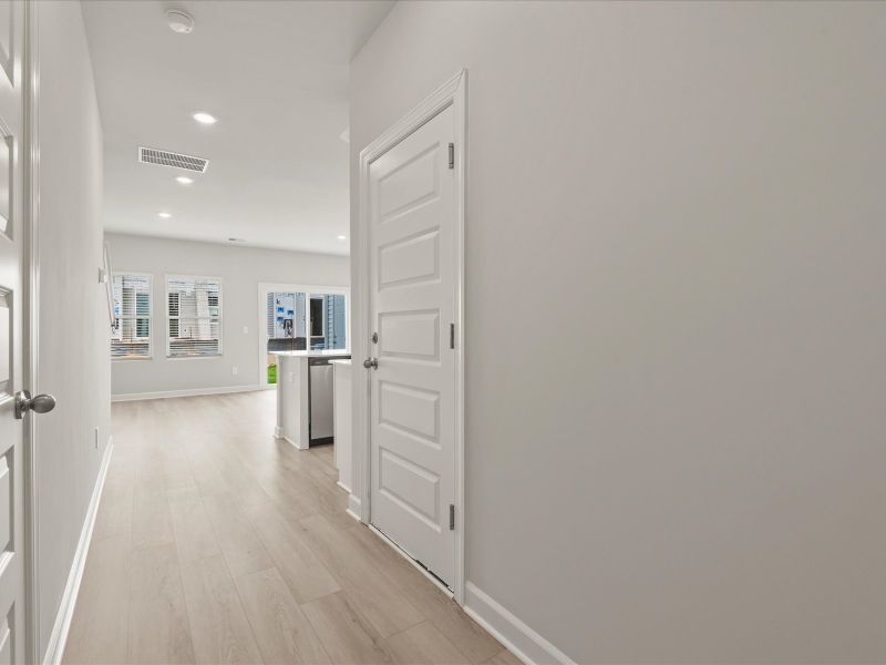 Welcome to the Topaz floorplan at Valentine Townes.