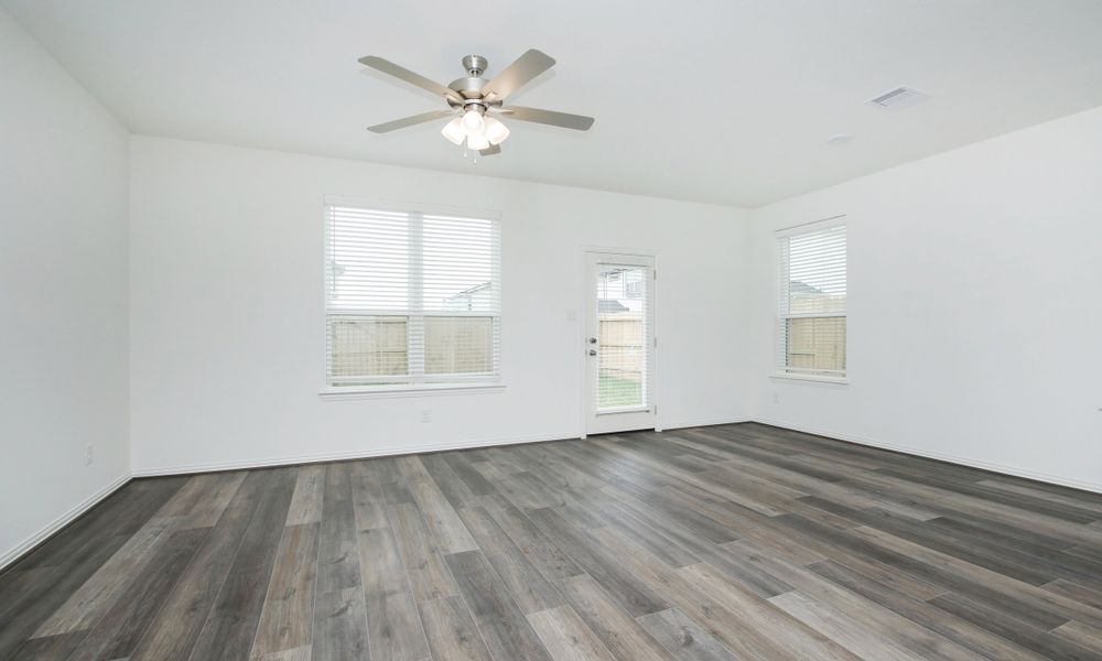 Representative unfurnished interior of a home built from the Lexington Series - Addison by Brightland Homes in Beamer Villas, Friendswood (Image 8). Representative unfurnished interior of a home built from the Lexington Series - Addison by Brightland Homes in Beamer Villas, Friendswood (Image 8).