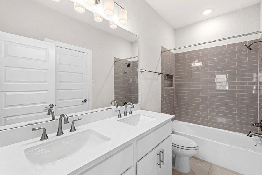 Furnished interior view inside a new home in Santa Rita Ranch, Santa Rita Ranch (Image 16). Furnished interior view inside a new home in Santa Rita Ranch, Santa Rita Ranch (Image 16).