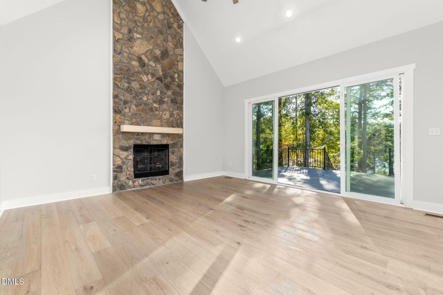 7-web-or-mls-Roanoke-Bend-6