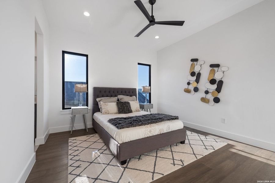 Furnished interior view inside a new home in , Kingsland (Image 9).