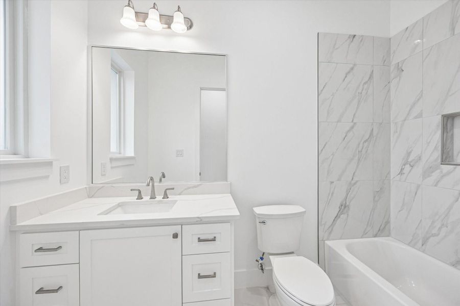 Furnished interior view inside a new home in , Bellaire (Image 26).