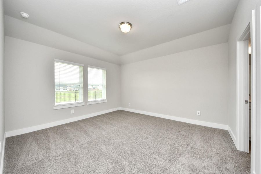 Spacious, unfurnished interior of a new home in Laurel Landing: Founders Collection, Alvin (Image 22).