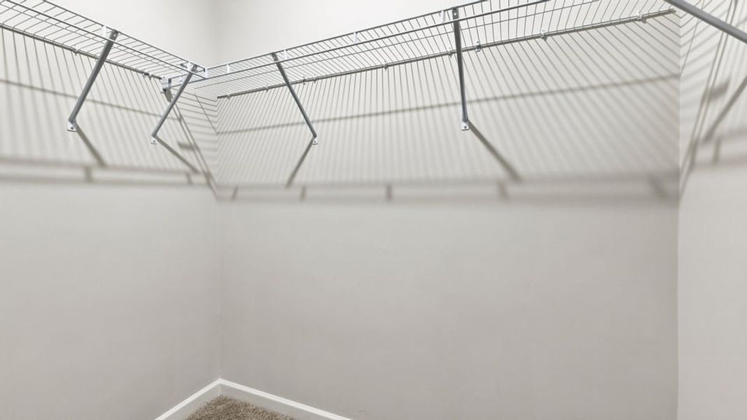 Spacious, unfurnished interior of a new home in Hunters Ridge, Woodruff (Image 30).
