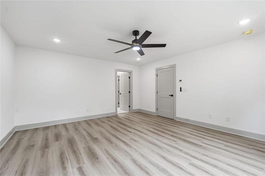 Spacious, unfurnished interior of a new home in , Gainesville (Image 33). Spacious, unfurnished interior of a new home in , Gainesville (Image 33).
