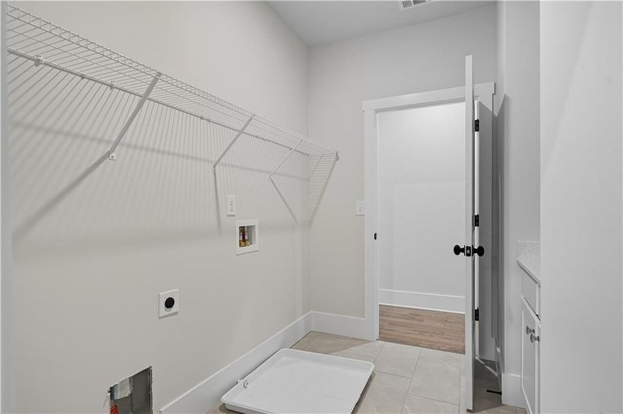 Spacious, unfurnished interior of a new home in , Canton (Image 31).