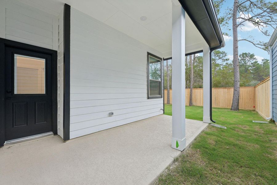 Exterior details and patio area of a home in Kresston, Montgomery (Image 22). Exterior details and patio area of a home in Kresston, Montgomery (Image 22).