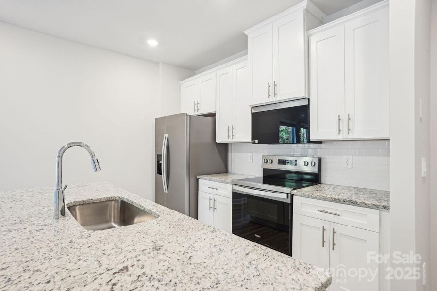 Furnished interior view inside a new home in Crossrail Station, Mooresville (Image 10).