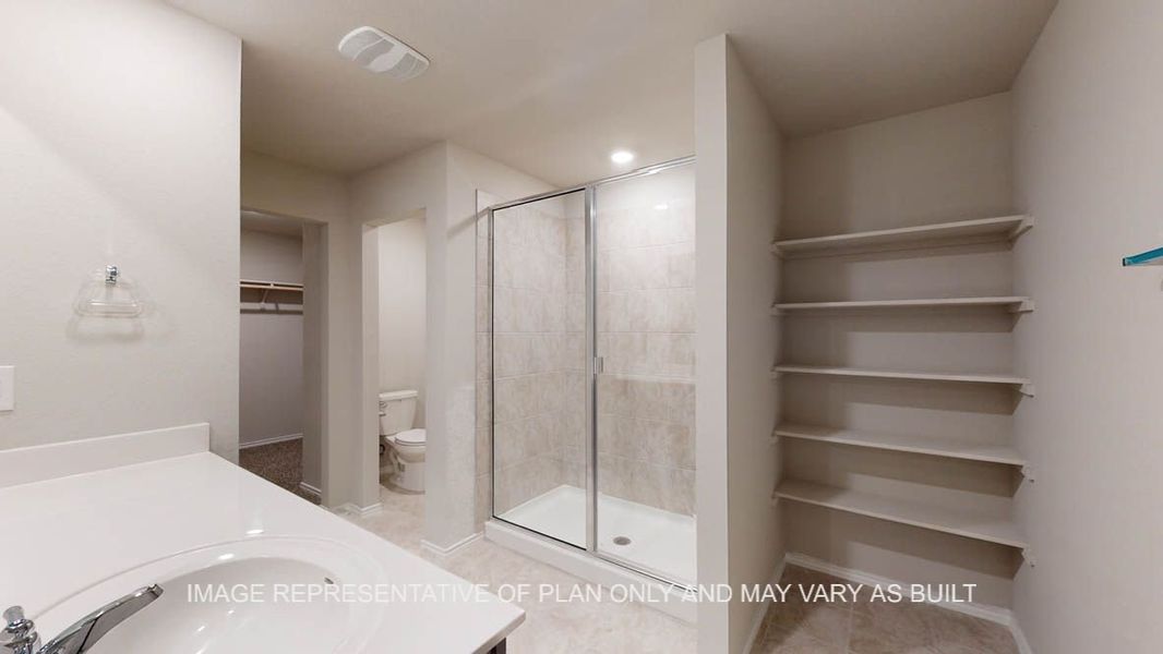 Representative furnished interior of a home built from the Camden by D.R. Horton in Reynolds Crossing, Killeen (Image 16).