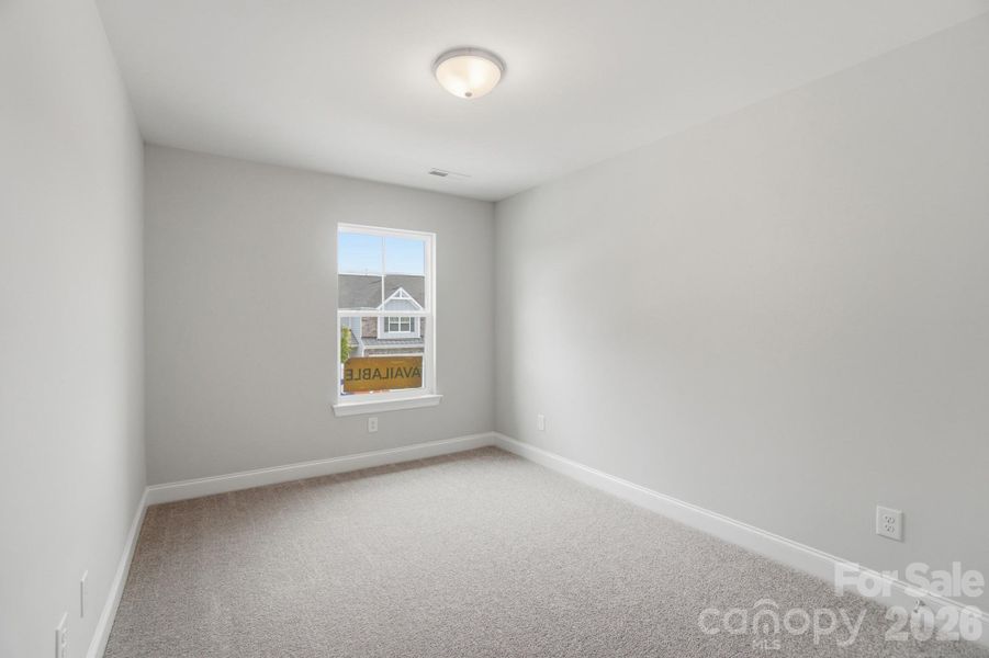 Spacious, unfurnished interior of a new home in Harrisburg Village, Harrisburg (Image 18).