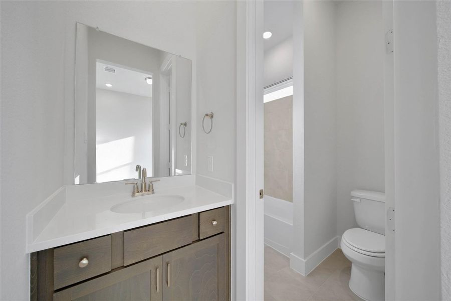 Furnished interior view inside a new home in Magnolia Bend, Rosharon (Image 21).